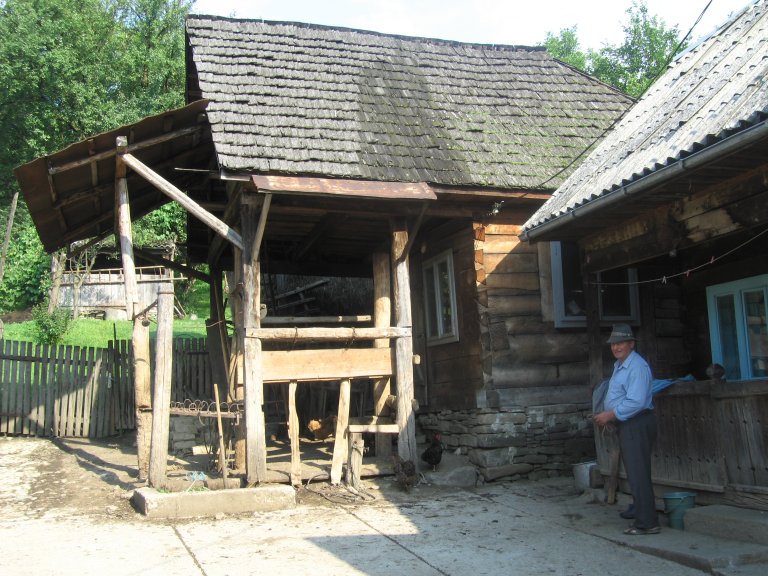 Maramuresch / Maramures, Holzhaus / casa de lemn